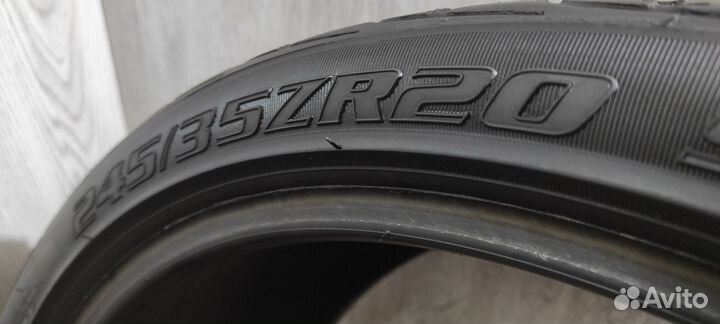 Maxtrek Fortis T5 245/35 R20