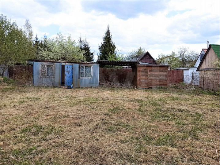 Дом 25 м² на участке 8,4 сот.