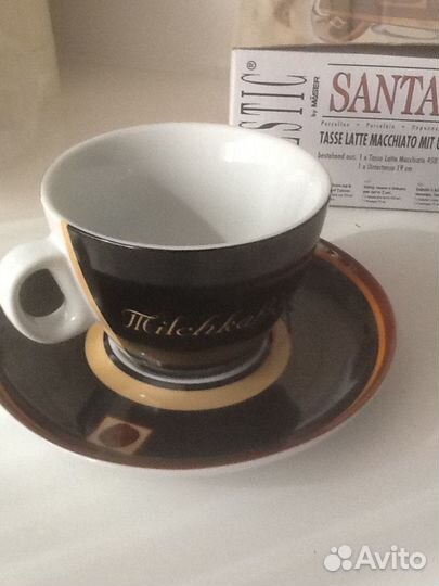 Комплект чаша с блюдцем новая