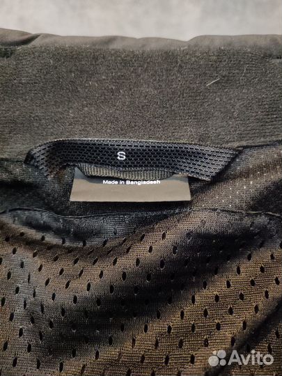 Продам туристическую куртку revit в Новосибирске