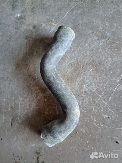 Патрубок радиатора Mercedes W210