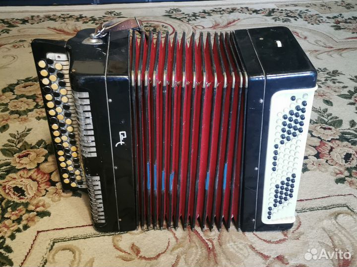 Гармонь тульская