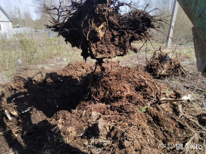 Трактор экскаватор