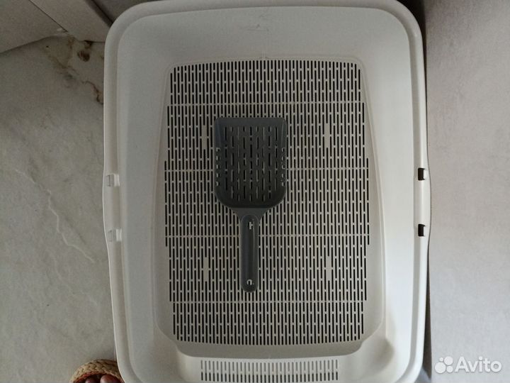 Лоток для крупного кота или небольшой собаки