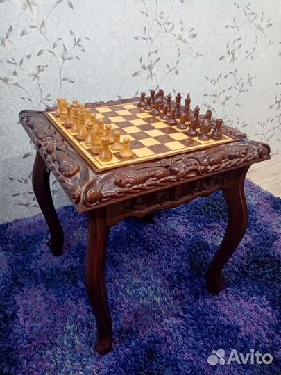 Стол нарды, шахматы
