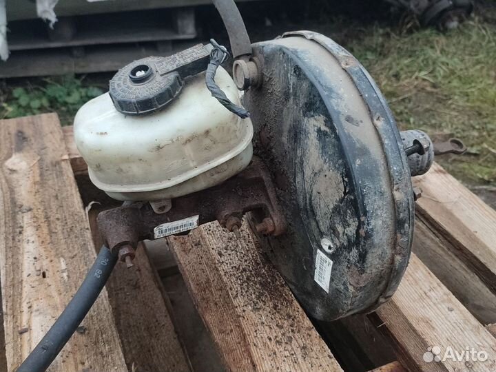 Форд Таурус вакуум тормозной цилиндр