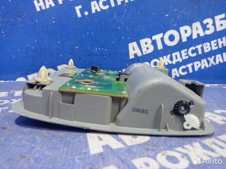 Плафон салона Toyota Rav4 кроссовер 2008