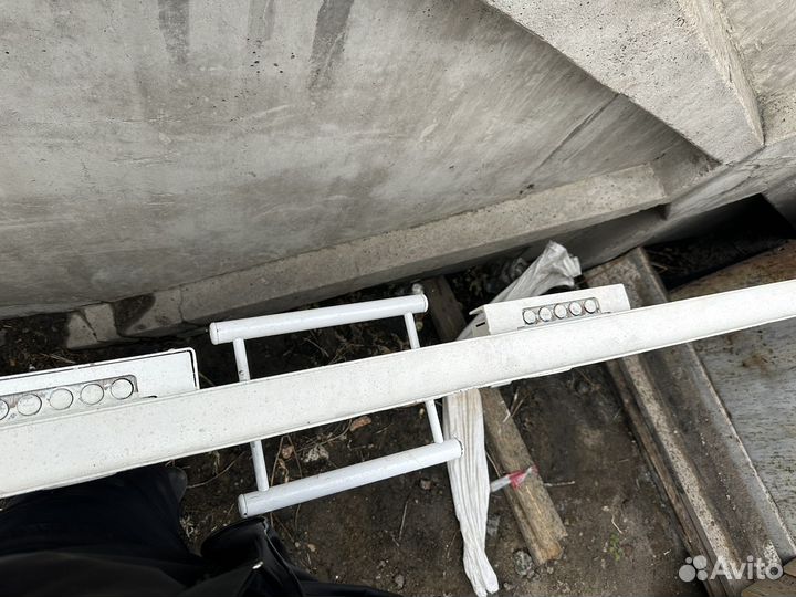 Дверь сейфовая банковская металлическая