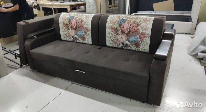 Диван Лидер