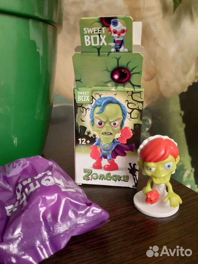 Свит Бокс Зомбаки 2019