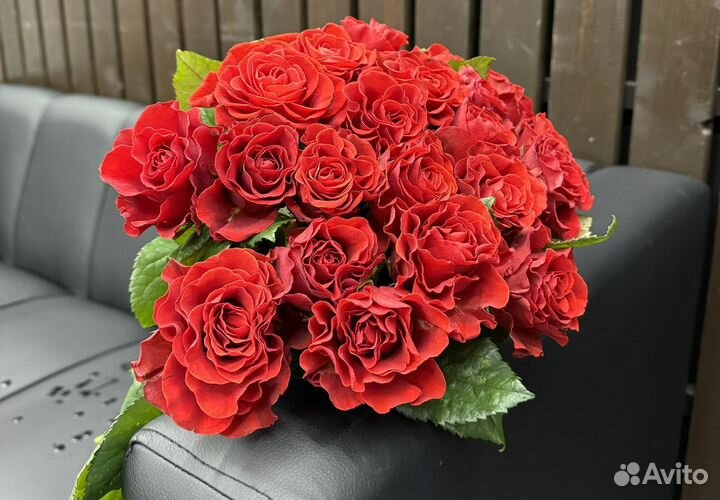 Букет 15 роз.день рождения выпускной премиум цветы