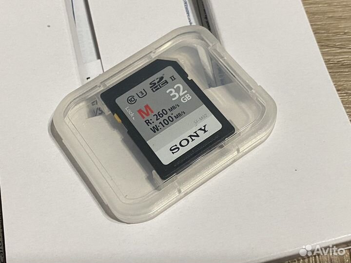 Карта памяти SD 32 GB sony
