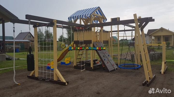 Детская площадка для всей семьи