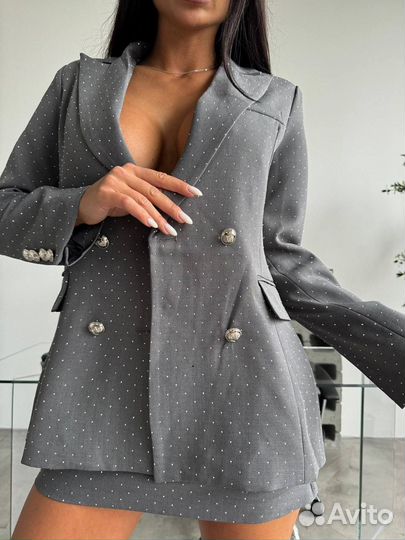 Костюм со стразами пиджак и юбка 2 цвета