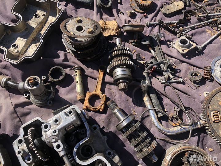 В разборе двигатель mc15e от honda vtz250