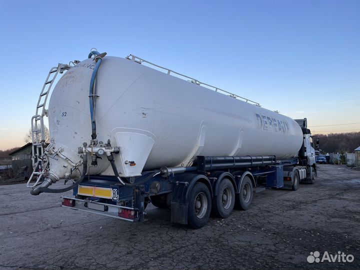 Полуприцеп зерновоз Benalu TF34C13NL, 1999