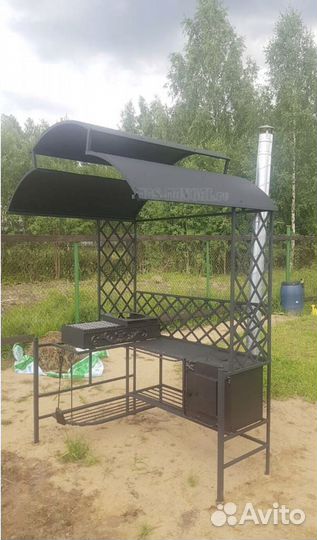 Беседка с мангалом