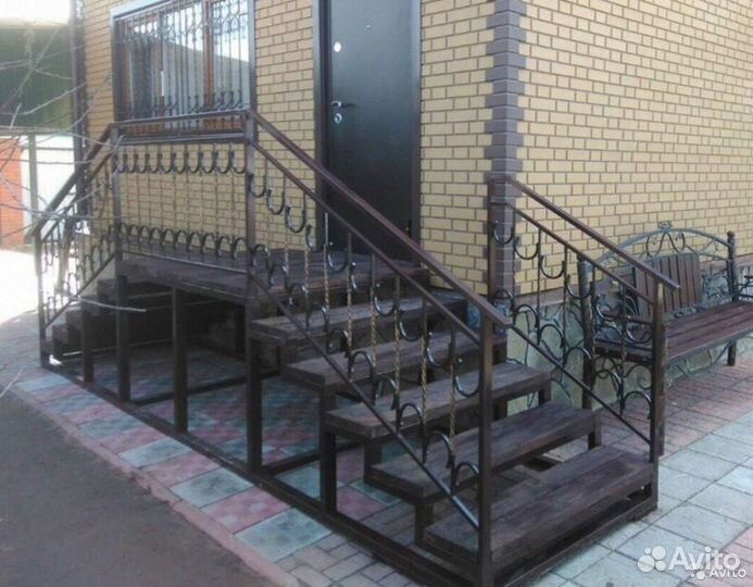 Лестница металлическая