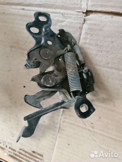 Замок капота Nissan Murano Z51