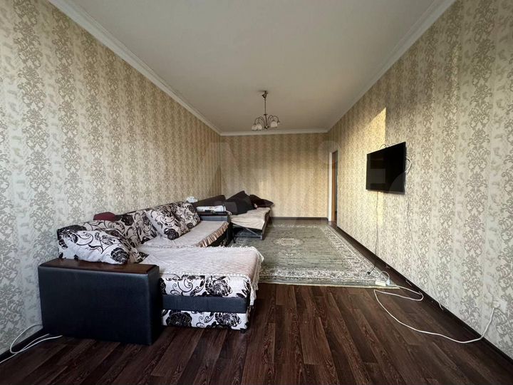 2-к. квартира, 75 м², 4/5 эт.