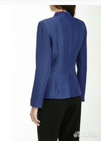 Жакеты пиджаки женские S M Zara Paperwhite новые