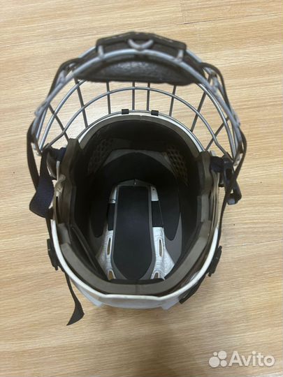 Шлем хоккейный