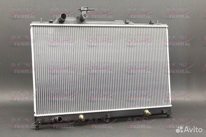 Радиатор охлаждения Mazda CX-7 2.3