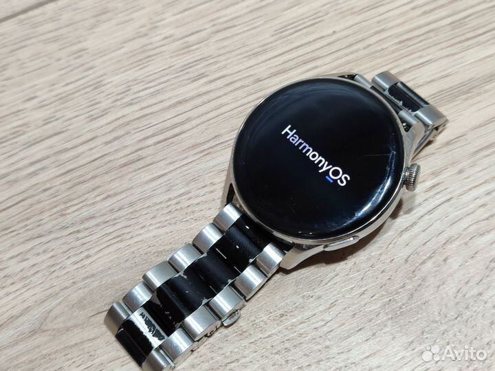 Часы huawei watch 3-1Е8