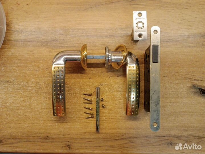 Ручка для межкомнатной двери