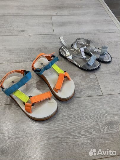 Сандалии для девочки
