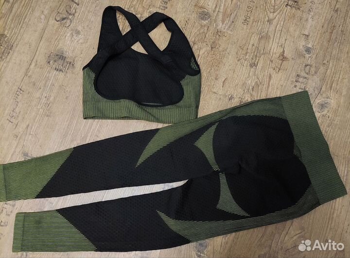 Спортивный костюм