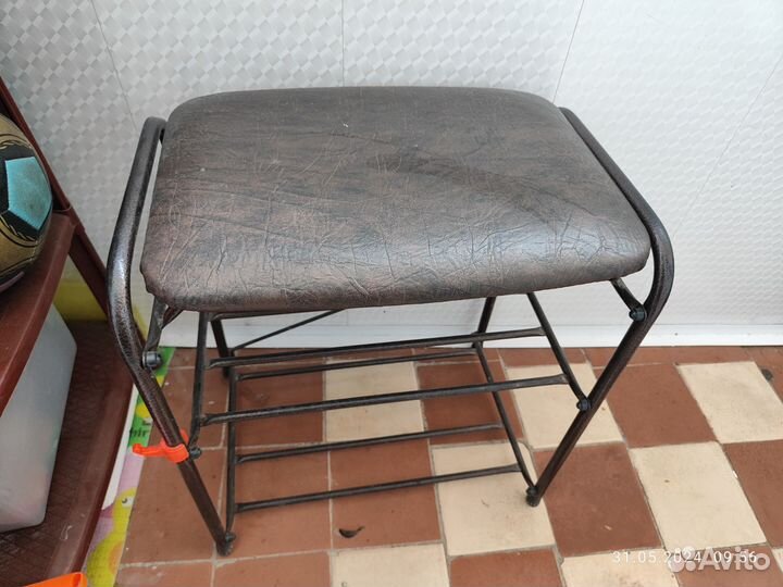 Обувница с мягким сиденьем