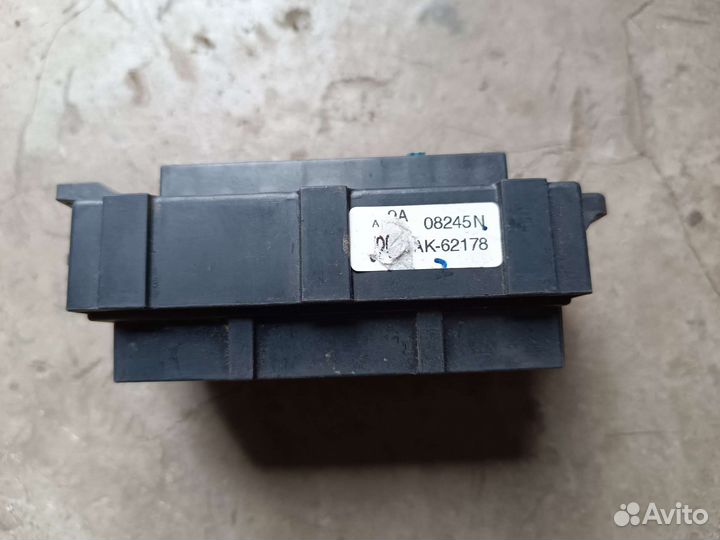 Блок предохранителей салонный Chevrolet Lacetti