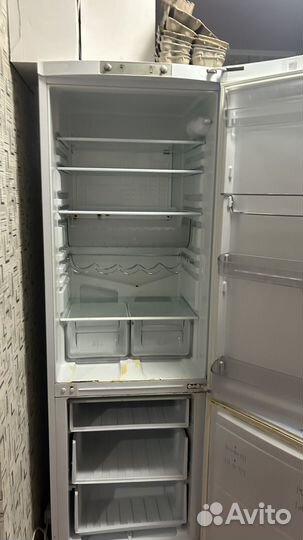 Холодильник hotpoint ariston бу