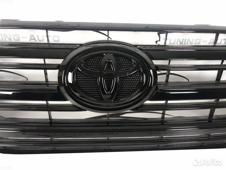 Решетка радиатора Land Cruiser 200 с 2016г Executi