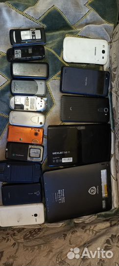 Телефоны и планшеты на запчасти