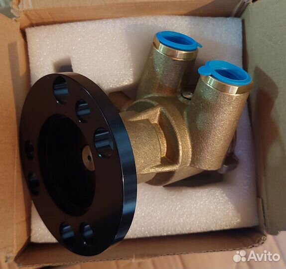 Помпа охлаждения Volvo Penta