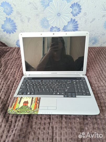 Ноутбук samsung