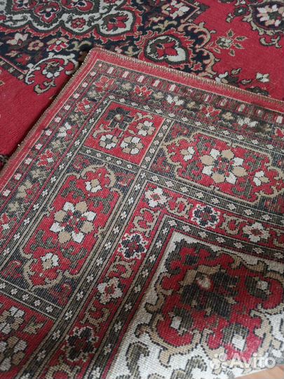 Шерстяной ковёр