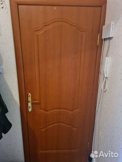 Дверь деревянная бу
