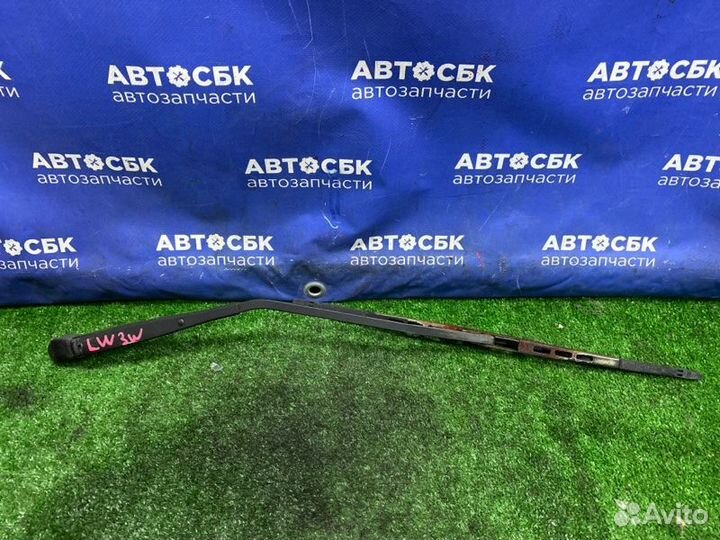 Дворник 5-й двери Mazda Mpv W FS 1999-2006