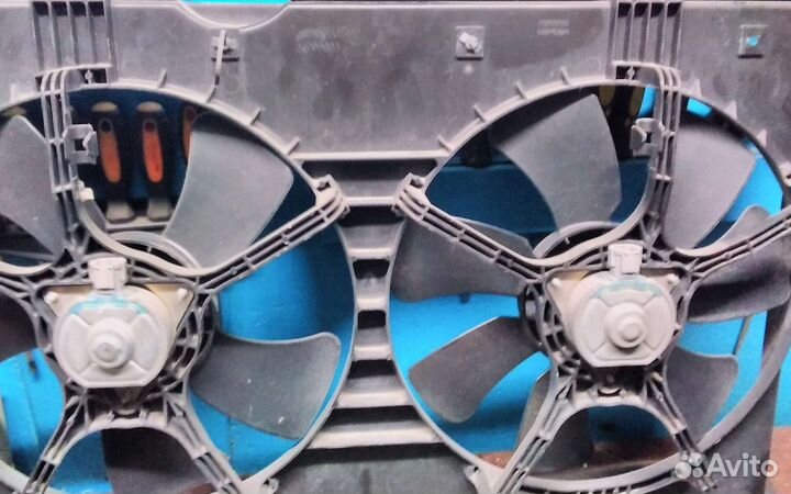 Диффузор радиатора охлаждения на Ниссан хтрей