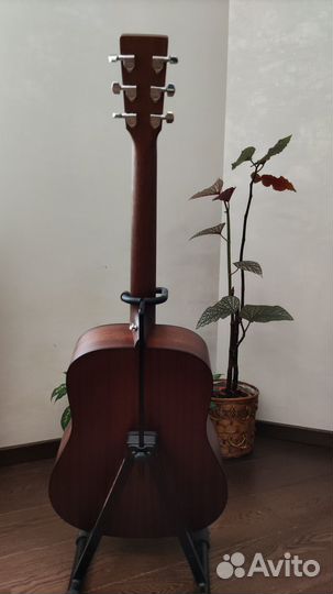 Электроакустическая гитара Martin D-10E Road Serie