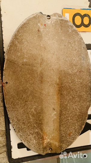 Значк иностранный древний 1960г