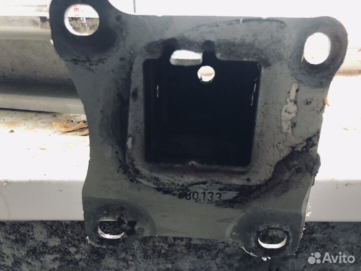 Усилитель заднего бампера на шкоду суперб 2