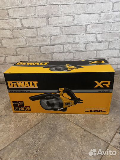 Аккумуляторный пылесос Dewalt DCV501LN