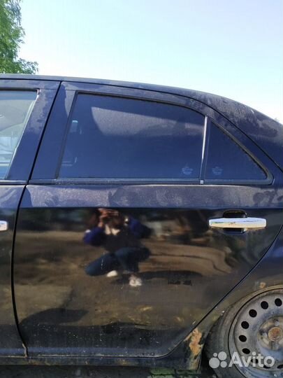 Дверь задняя правая левая Джили мк