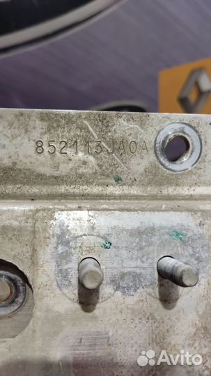 Кронштейн крепление усилителя бампера infiniti QX6