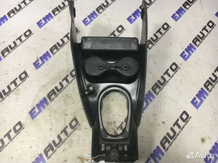 Центральная консоль Рено Логан