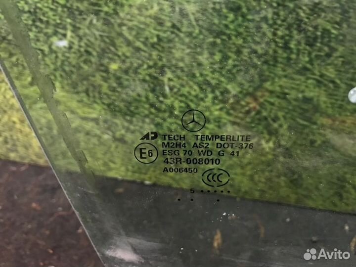 Стекло двери переднее правое Mercedes M-Класс W164